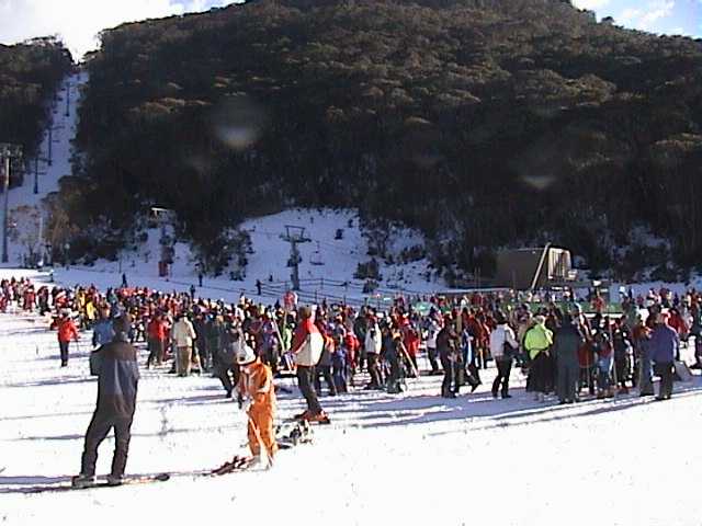 Holiday crowds at start of lessons on Friday Flat