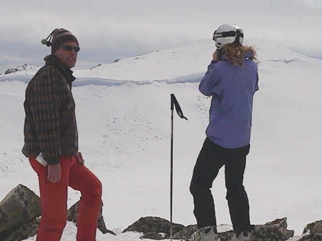 Martin & Linda with Mt Kosciuszko as a backdrop