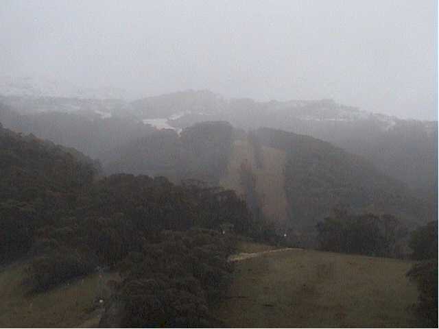 Upper slopes getting a taste of Winter