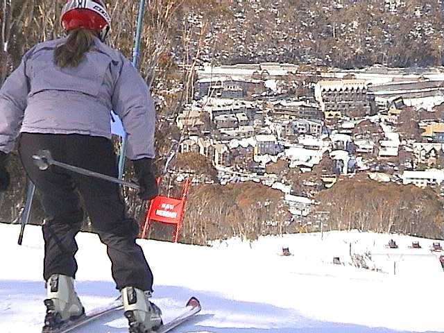 Cassie sets off on the Memorial course