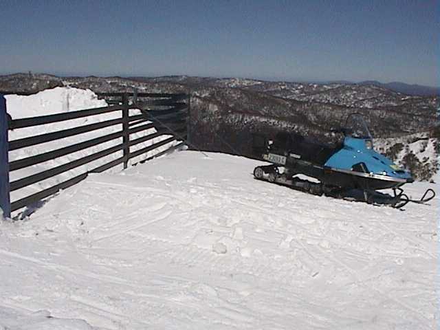 Snow above the wind break at the top of Crackenback