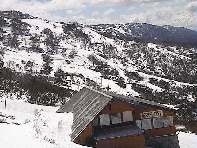 Kareela Hutte and looking towards the top of Gunbarrel