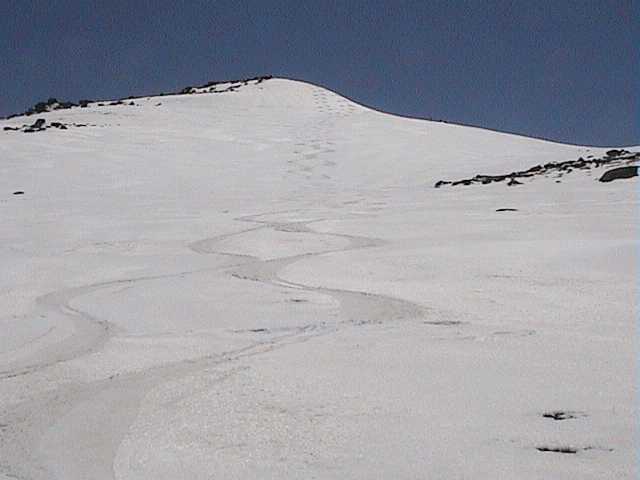 The descent from Middle Ramshead