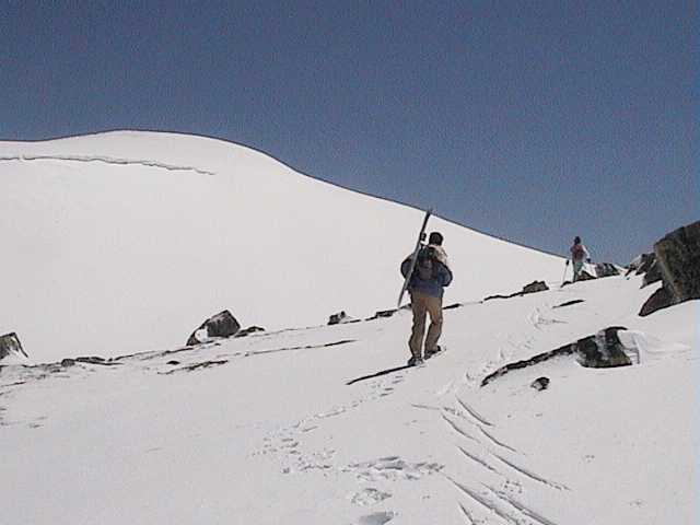 Marion and Peter approaching Mt Kosciuszko