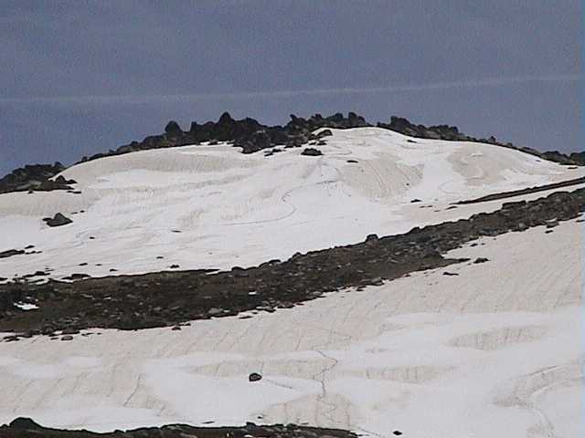 South Ridge Bowl - stay on the brown snow