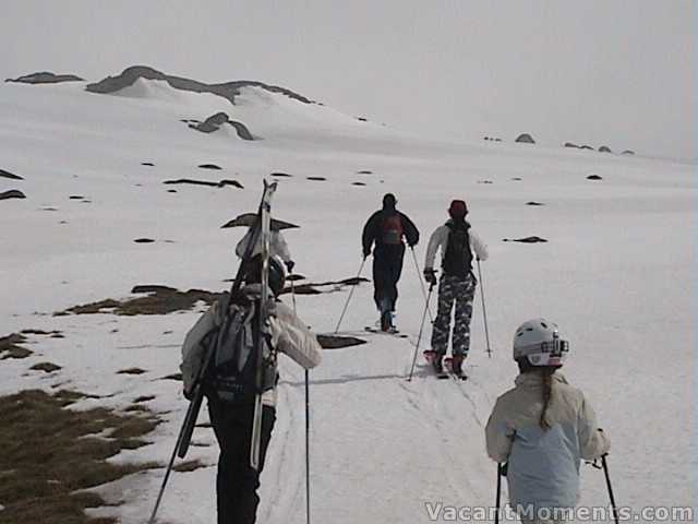 The crew heading into the cloud towards Ramshead