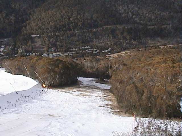 Looking down to Tower 10  note bank on Supertrail