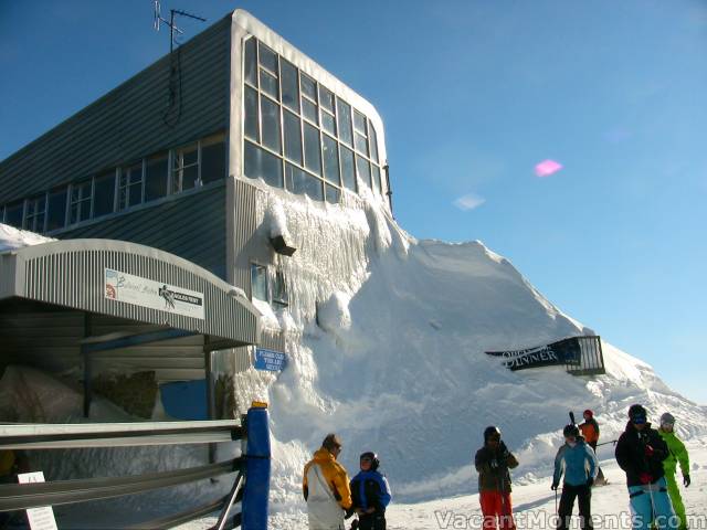 Eagles Nest Icy-pop