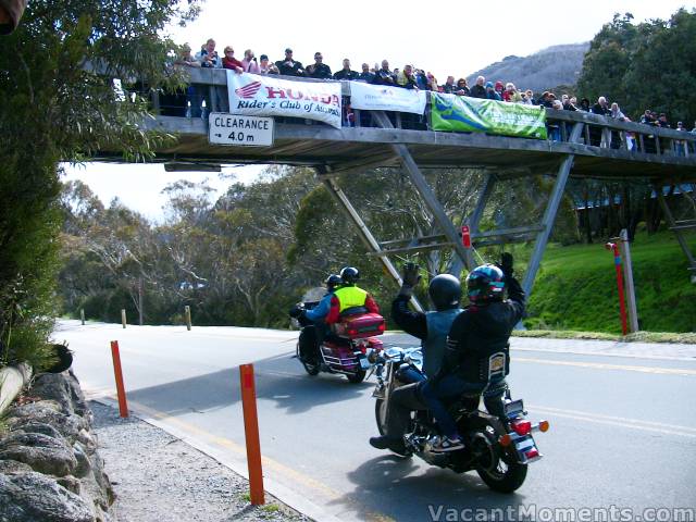 Crowded bridge to watch the mass arrival