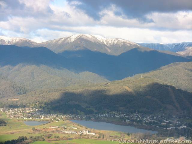 The village of Mt Beauty is actually in a valley 