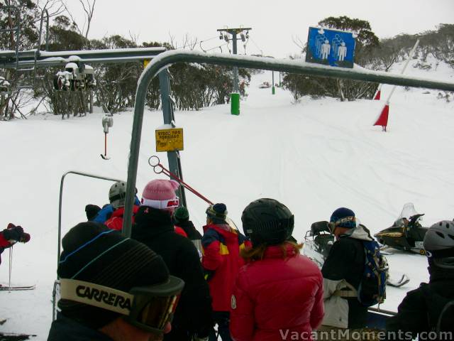 Queue on Antons this morning<BR>Note snowcat above tower 4