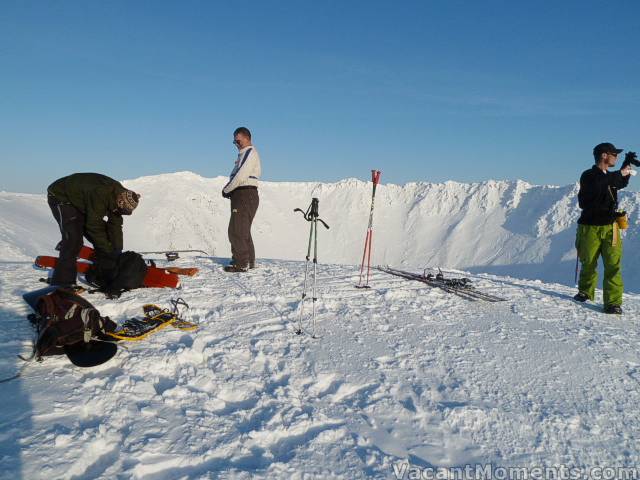 The team on the rim<br>Rob, Jed & Hideki-san with Rosco taking the photo