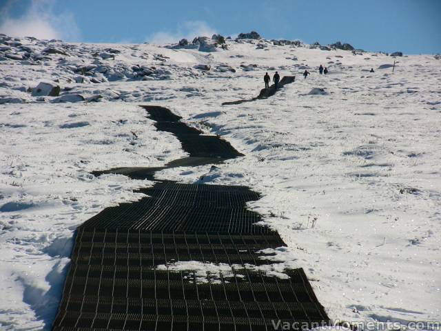 The walking track to Mt Kosciuszko