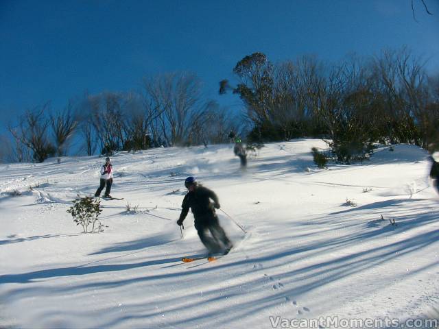 The final descent was sweet<BR>a pity I dropped my camera in the snow and blurred these shots