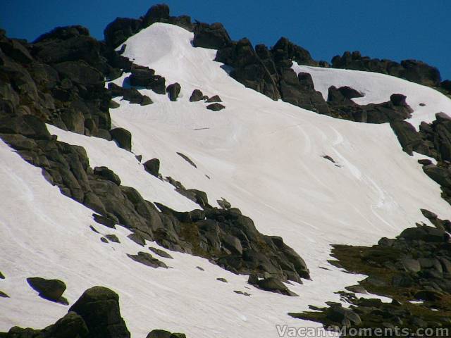 Hardly a scratch on the snow at the top of Everest<BR>and yet snow slippage can be seen on my lower turns