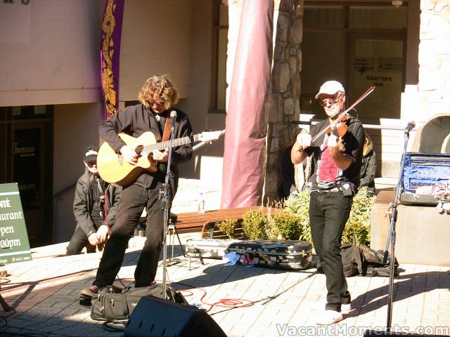 Nigel Gavin & Richard Adams - two members of The Nairobi Trio<BR>with truly amazing sounds from guitar and violin