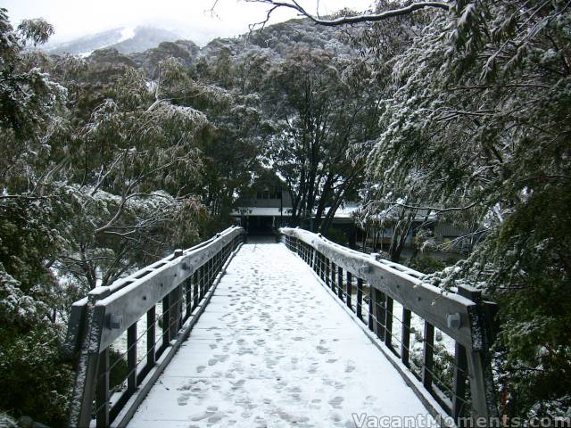 The walking bridge to VT across Thredbo River