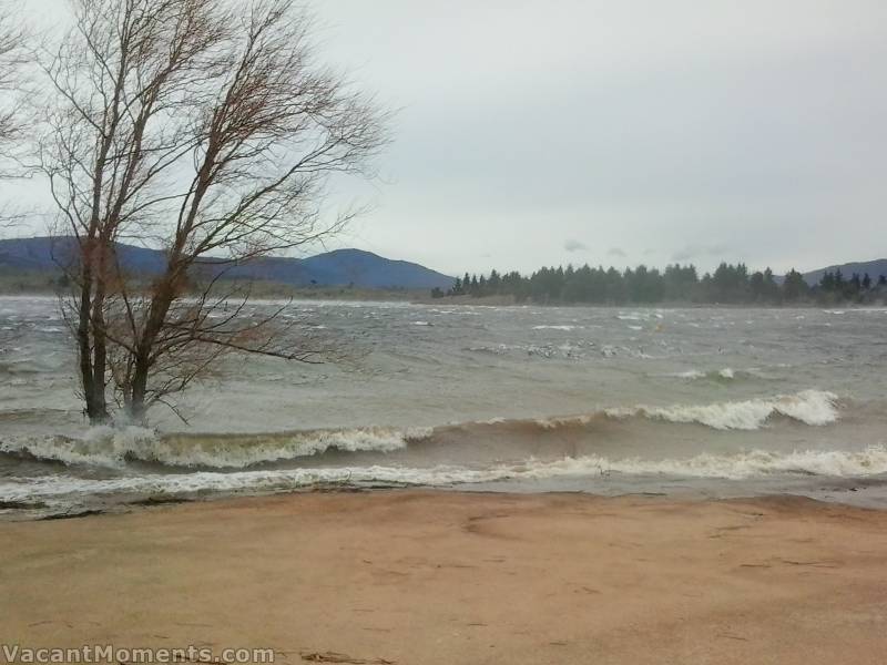 Breakers on Lake Jindabyne yesterday