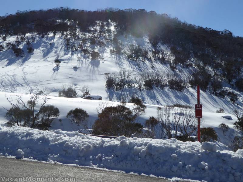 There's an amazing cover at DHG and it looked possible to ski a long way back<BR>towards the village - not that I suggest trying it