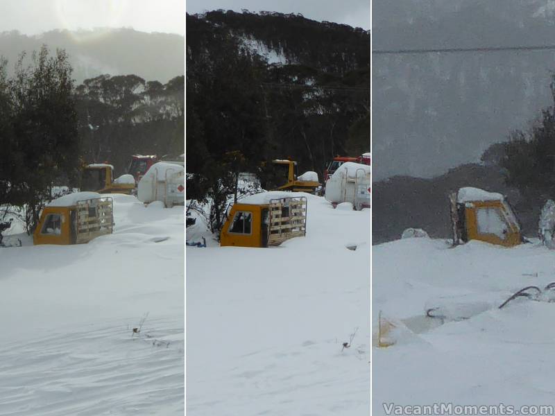 Meadows snow depth indicator on the 12th, 15th and today from Snowgums - well over a metre deep<BR><a href=rrr.asp?rrid=829>Earlier readings</a>