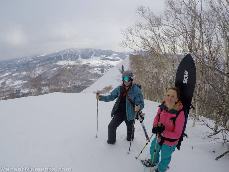 Obviously he got to the top despite the lack of skins or snow shoes<BR>Get some skins Phil - at least Andrea has snow shoes