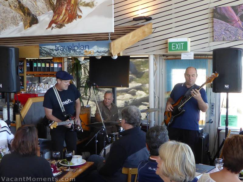 The Shane Pacey Trio played at lunch in Eagles Nest Restaurant to an enthusiastic full house