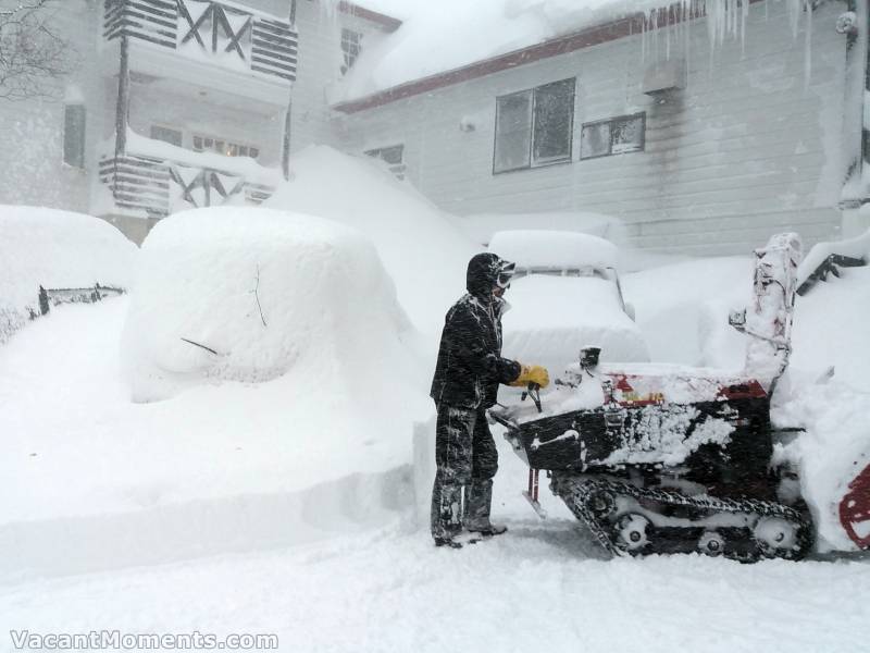 Snow clearing is a priority (TraKtorman)